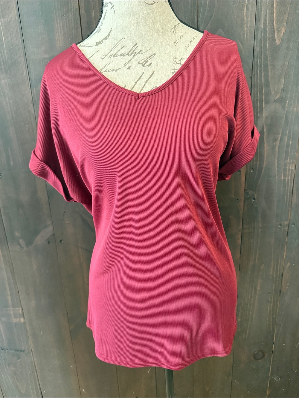 Boohoo Raspberry V-Neck Short Sleeve Top